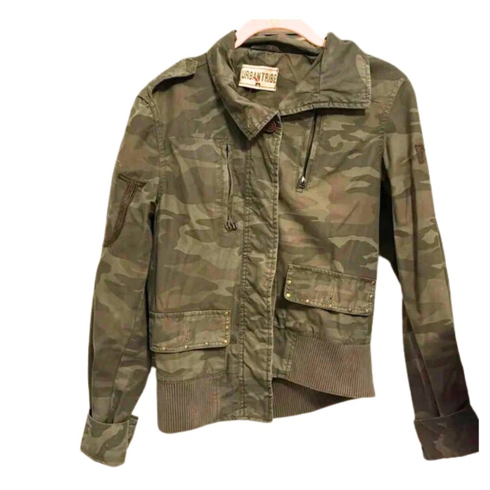 Urban tribe camouflage embroidered jacket size medium
